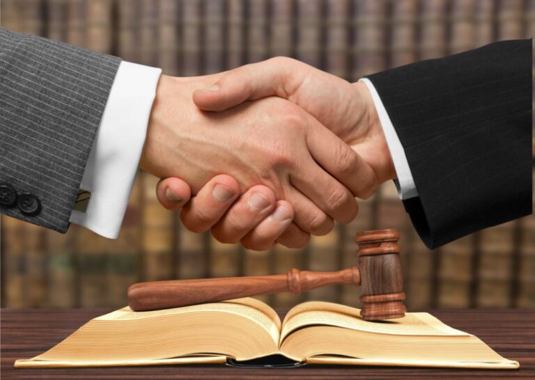 Read more about the article Legal Checklist for Mergers and Acquisitions in the UAE